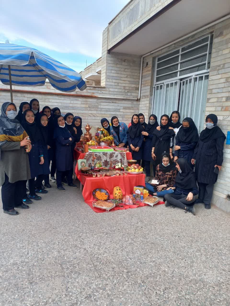 دبیرستان غیر انتفاعی دخترانه مهرگان